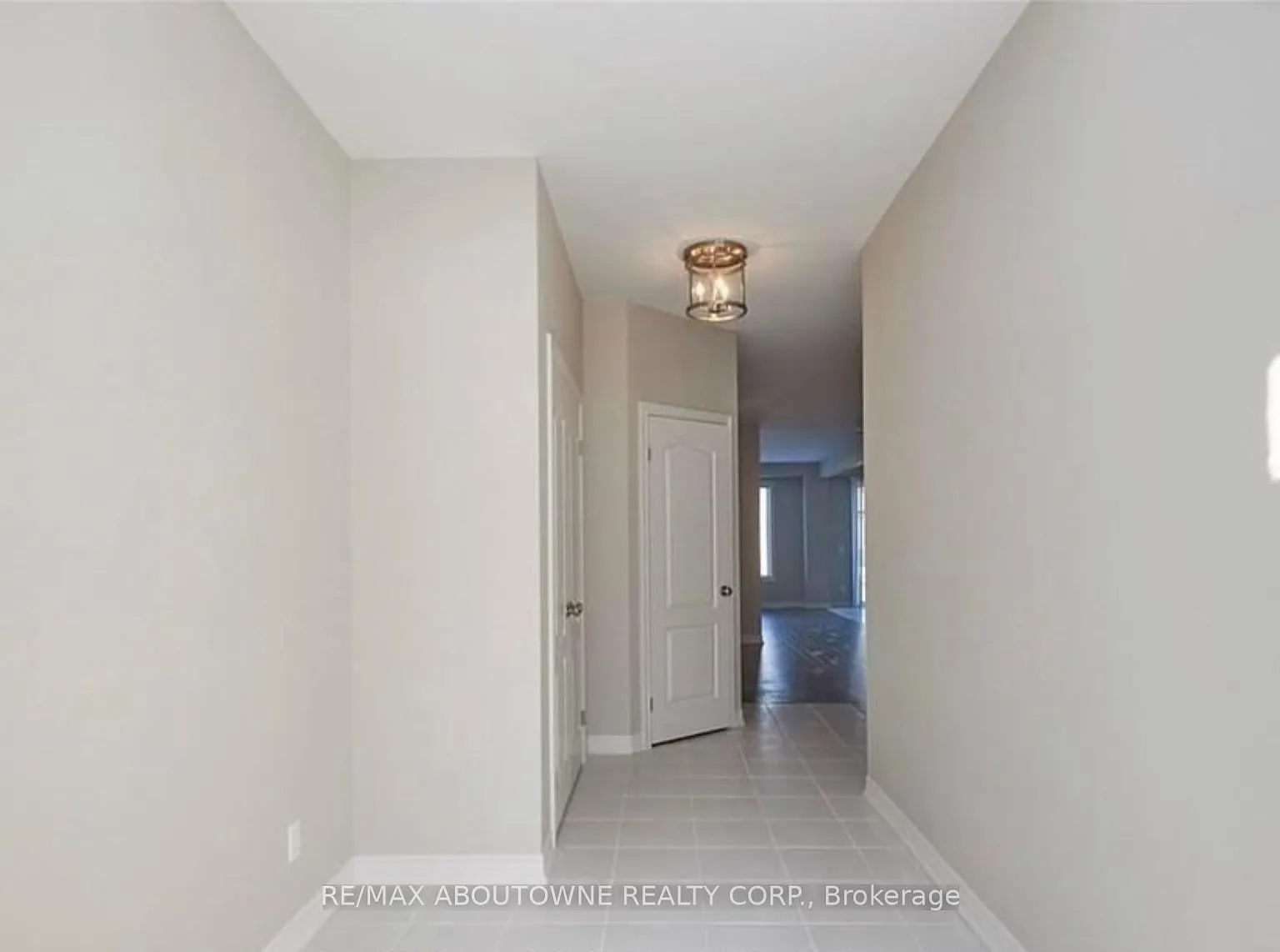 4 bed, $3,800 — Photo 2