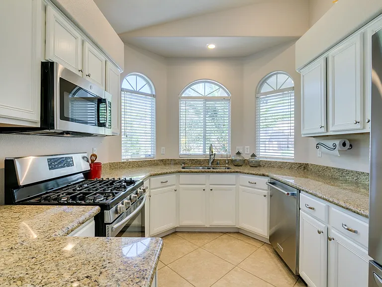 489 First Light St — Photo 22