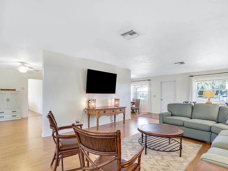 8574 SE Seagrape Way — Photo 11