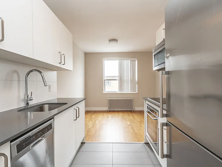 12 Bater Ave — Photo 2