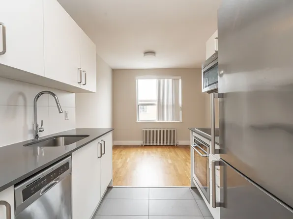 12 Bater Ave #50039A-306, Toronto, ON M4K 2C3