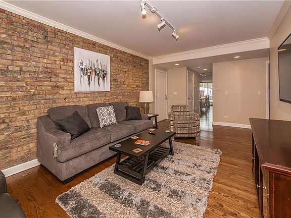 3rd image of 6710 N Oliphant Ave APT 01
