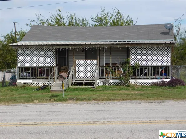 614 W Mesquite Ave, Rogers, TX 76569