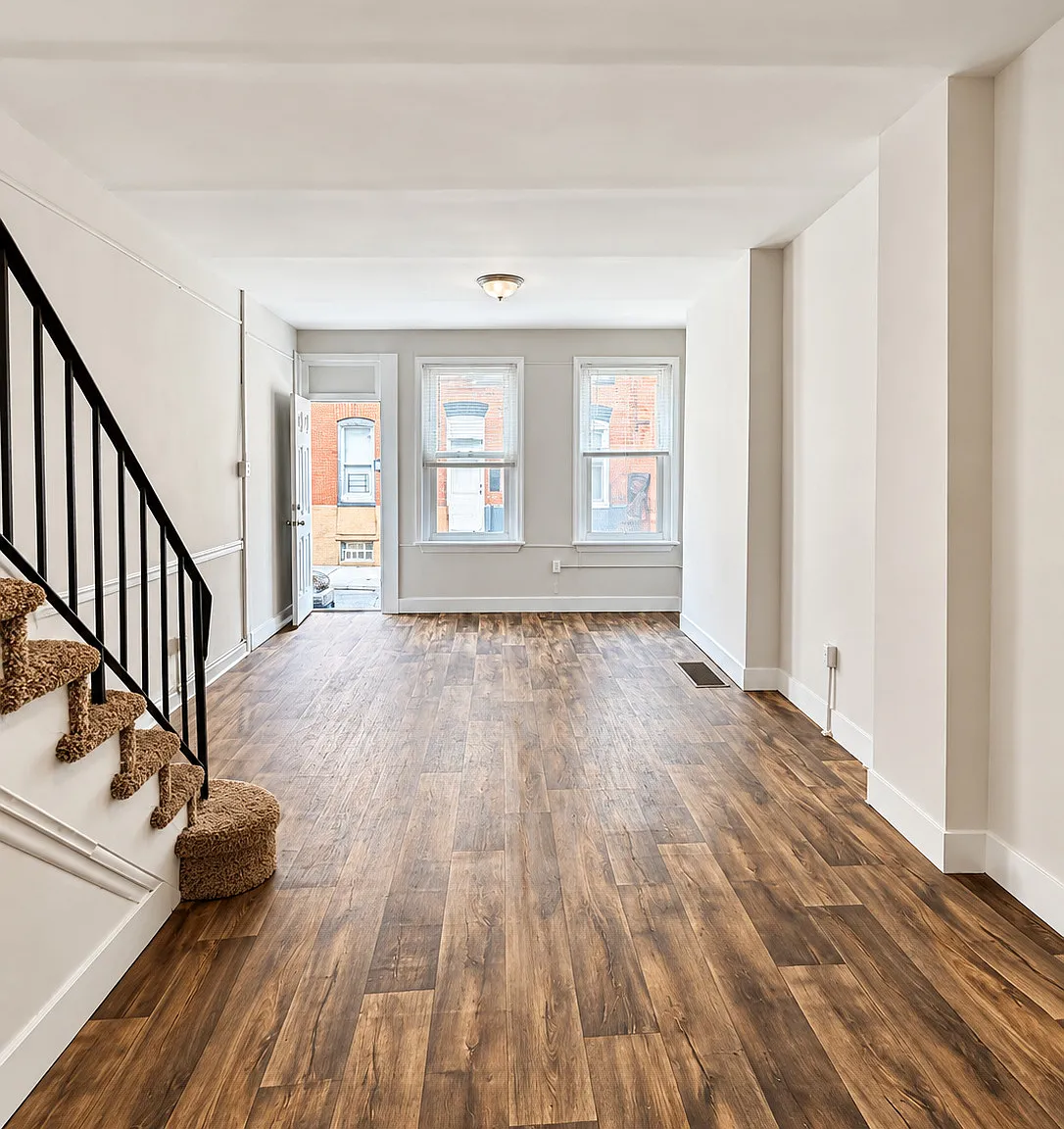 Available Now: Pet-Friendly 3-Bedroom Rental with Washer & Dryer — Photo 4
