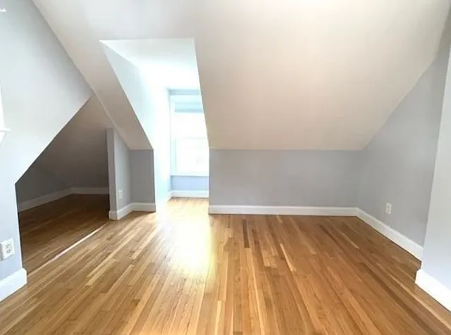 323 Bainbridge St #2 — Photo 3