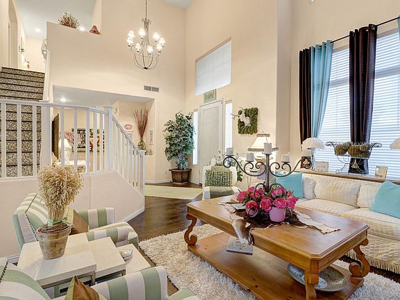 Formal Living 2