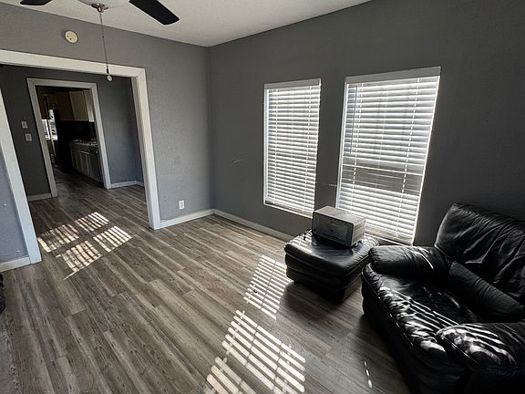 2nd image of 1410 Stella Ave