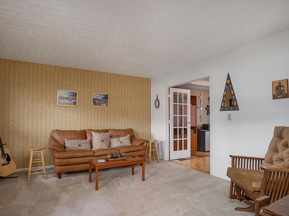 5th image of 8495 Morningdew Dr