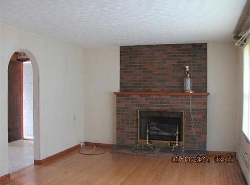 2nd image of 6 Montgomery Ave