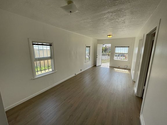5th image of 3623 37th St #3623