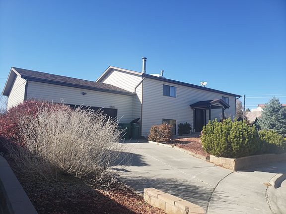2nd image of 4903 Caribbean Ave