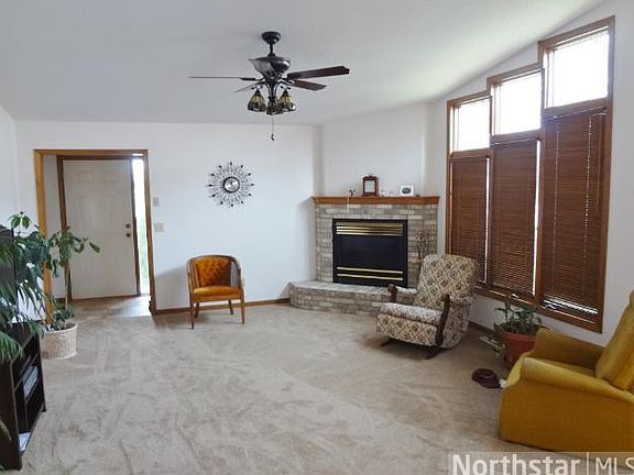 3rd image of 603 E Welco Dr