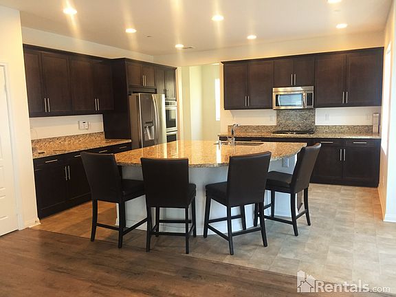 3rd image of 30332 Mahogany St