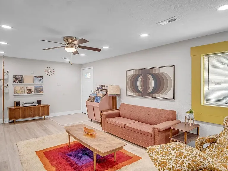 522 Sunnyside Ct — Photo 18
