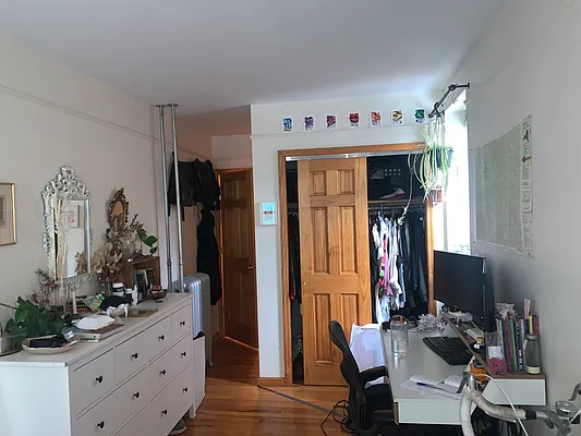 Rented by American Way Real Estate Inc | media 23