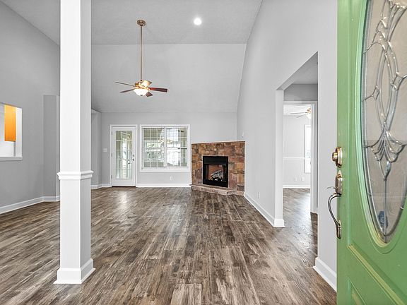 4th image of 3546 Southwood Dr