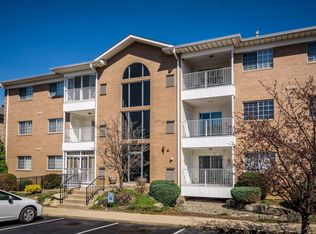 8503 Atrium Dr APT 202, Louisville, KY 40220