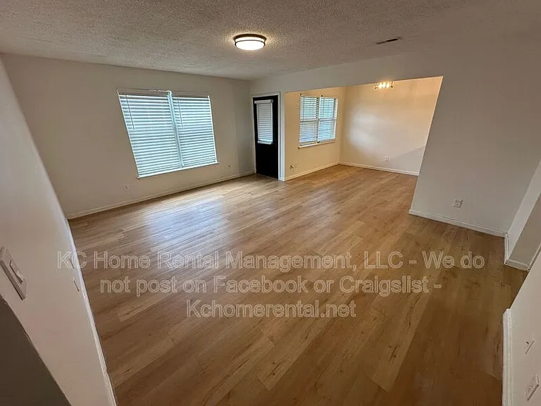 300 Osage St #A — Photo 14