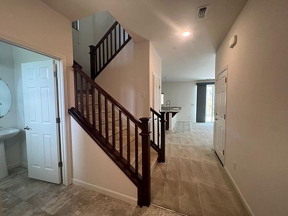 5th image of 3030 Portage Way