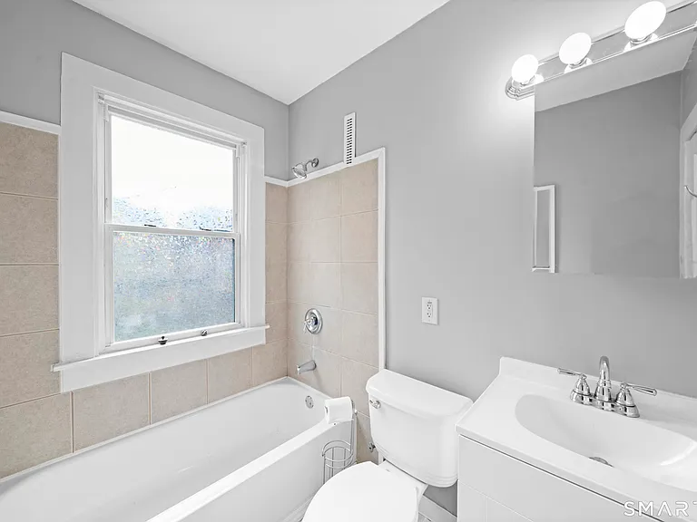 44 Bigelow Ave — Photo 25