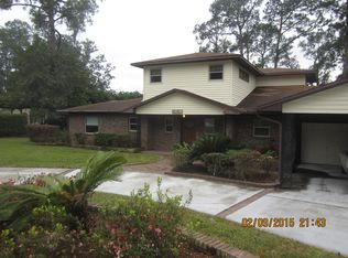 18 Garden Dr, Deland, FL 32724