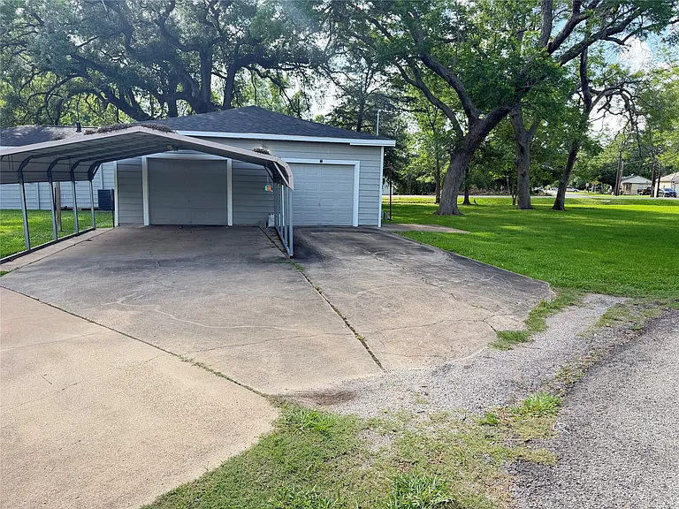 819 W Kyle Rd — Photo 25