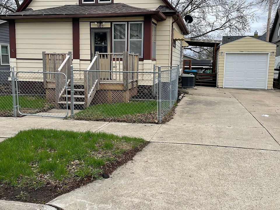 1st image of 1805 1st Ave N
