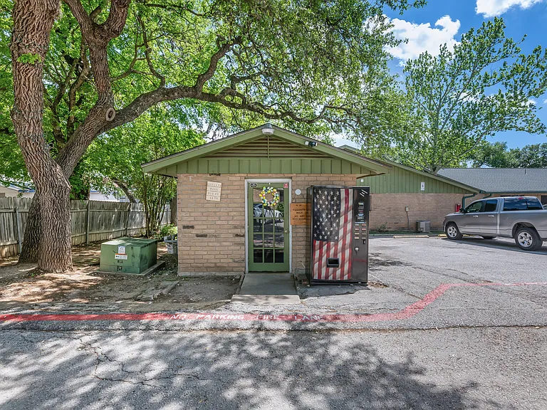 Boerne Villas — Photo 30