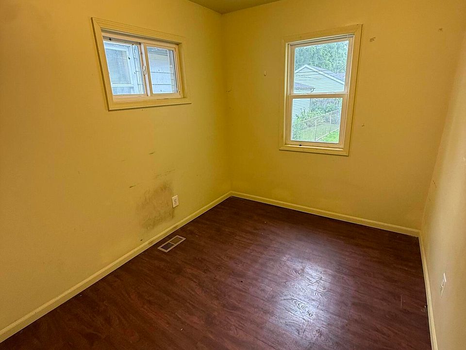 68 W Maxlow Ave, photo 8