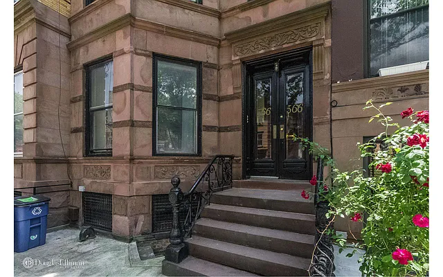 Rented by Douglas Elliman | media 27