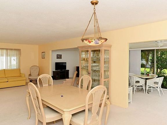 3rd image of 2569 Riverbluff Pkwy #V-159