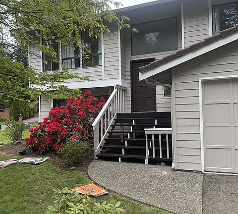 Well laid out front yard. Monthly mowing service is included in the rent.