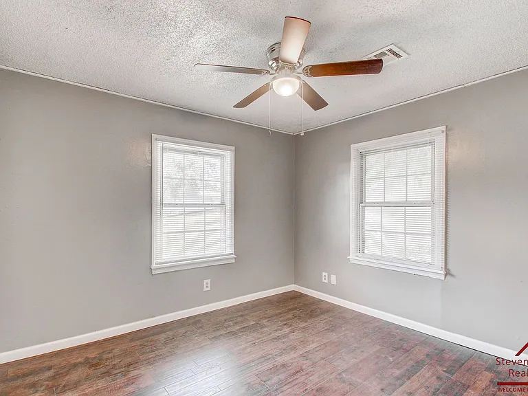 1806 NW Lincoln Ave — Photo 19