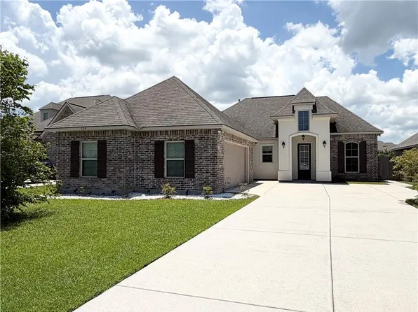 234 Hidden Cypress Dr, Belle Chasse, LA 70037