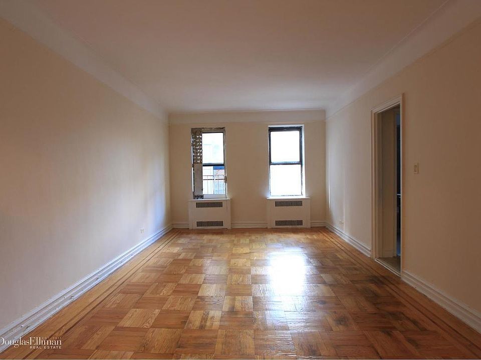 2nd image of 10824 71st Ave APT 4D