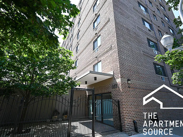 607 W Wrightwood Ave #313 — Photo 12