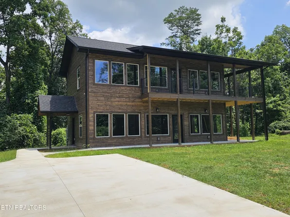 2613 Highland Park Dr, Pigeon Forge, TN 37863