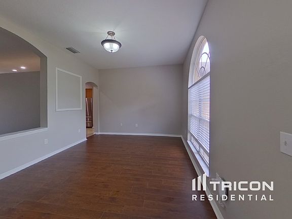 3rd image of 12431 Bristol Commons Cir