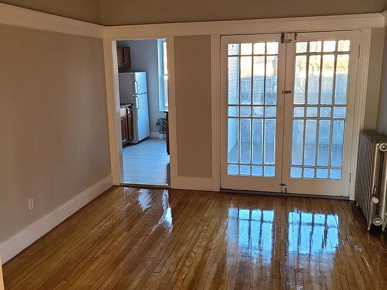 5 Farrington Ave #2B — Photo 1
