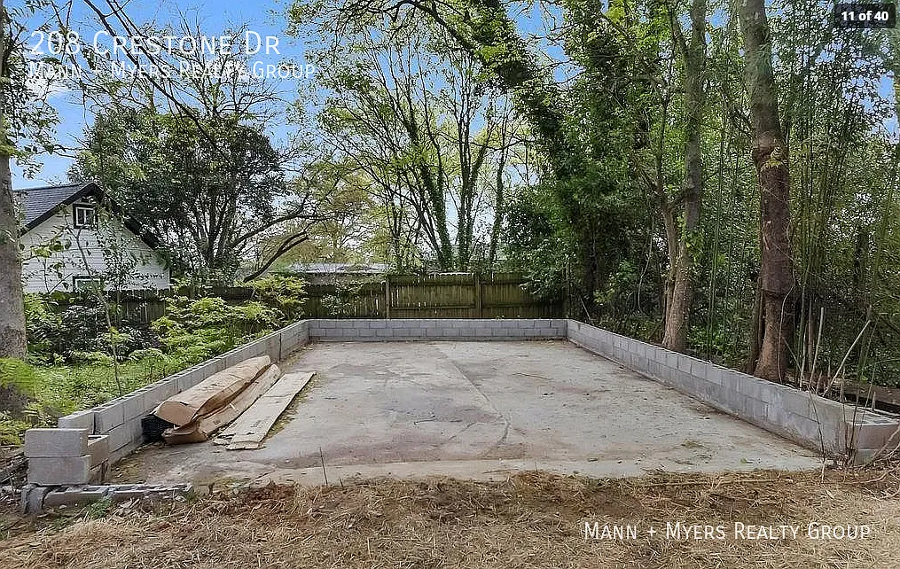 Single family residence- 3beds 2 baths — Photo 3