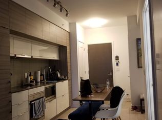 88 Scott St #4208, Toronto, ON M5E 0A9