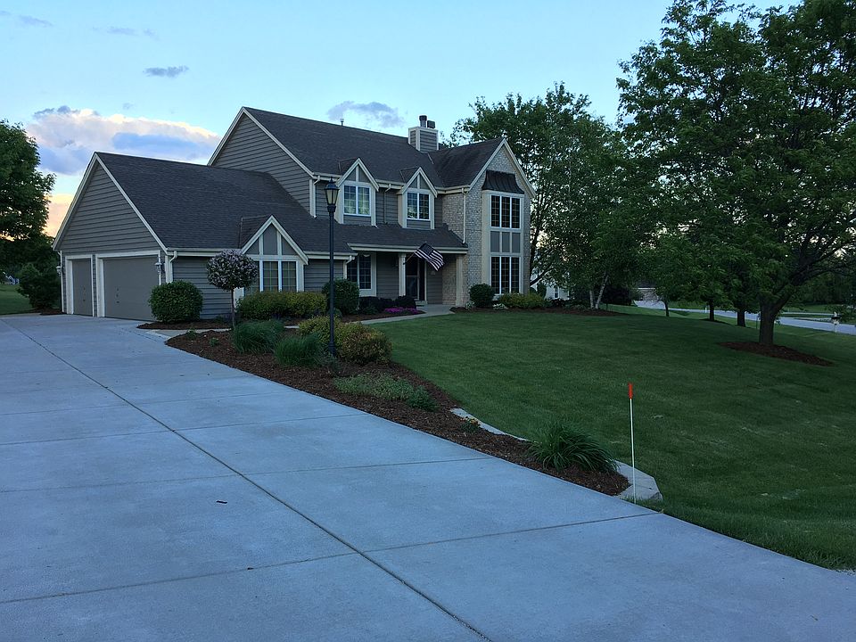 1st image of W329N4010 High Hill Ct