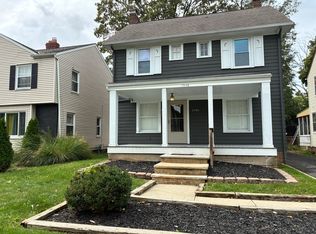 1948 Staunton Rd, Cleveland Heights, OH 44118