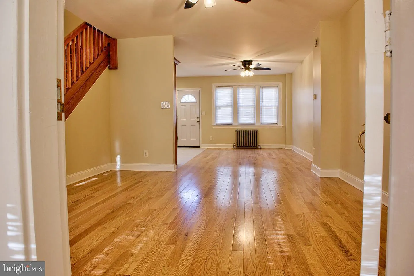 3 bed, 1264 sqft, $2,200 — Photo 4