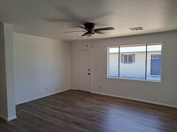 3rd image of 703 W 12th St #B