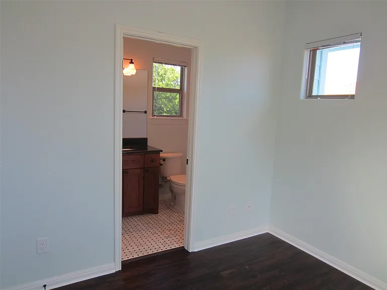 5305 Duval St #A — Photo 29