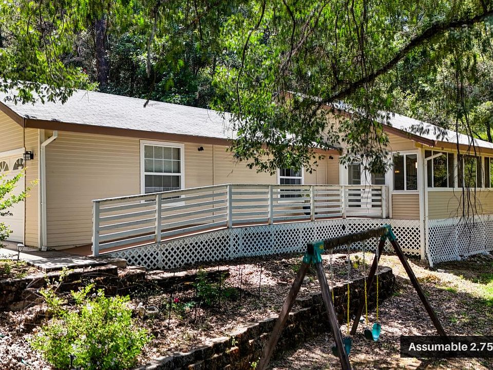 1st image of 3256 Gerle Ave