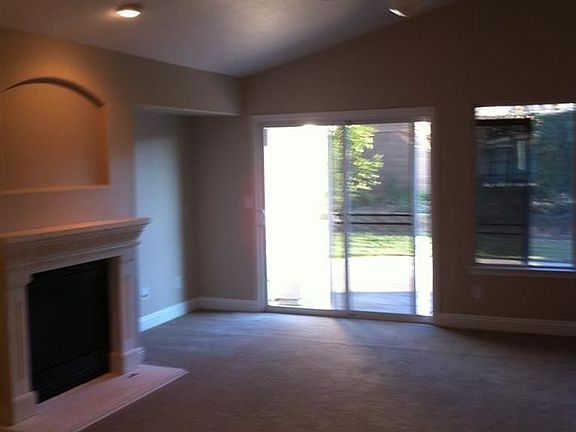 4th image of 4668 Teal Bay Ct