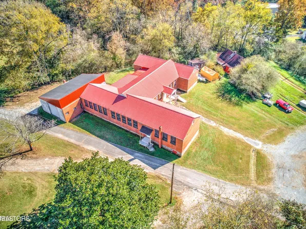 1705 Eureka Rd, Rockwood, TN 37854