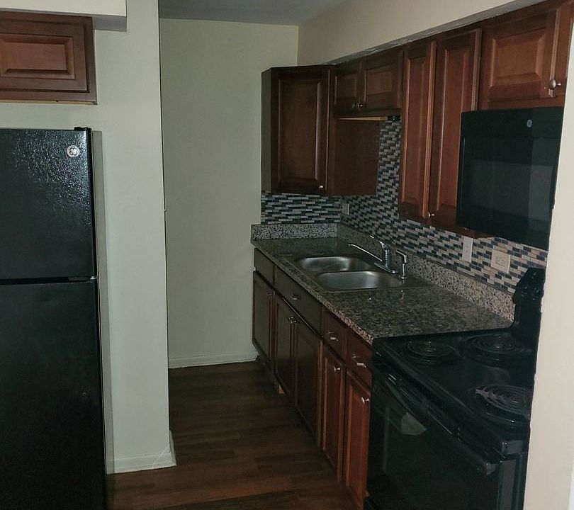 1st image of 8134 S Western Ave APT 7